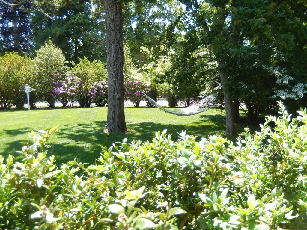 The Hedges Inn East Hampton Exterior foto